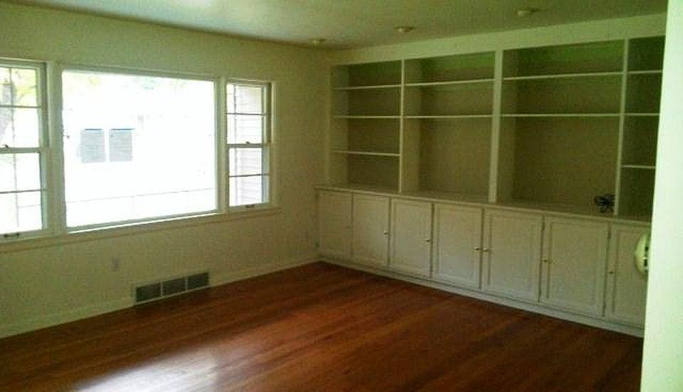 2nd image of 1611 Gorham Pl