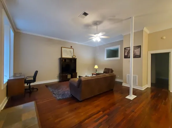 2316 Front St APT 6, Meridian, MS 39301