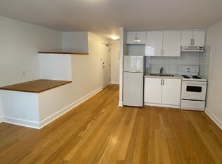 998 Queen St E #STUDIO, Toronto, ON
