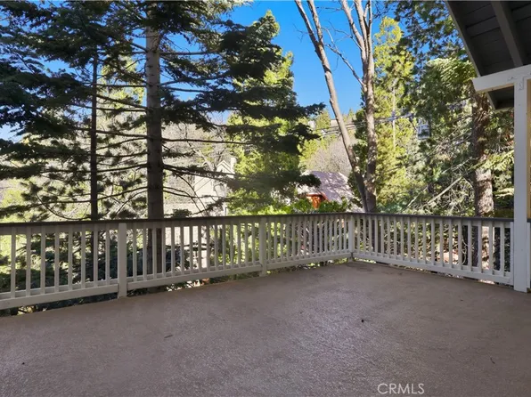 174 Golf Course Rd, Lake Arrowhead, CA 92352