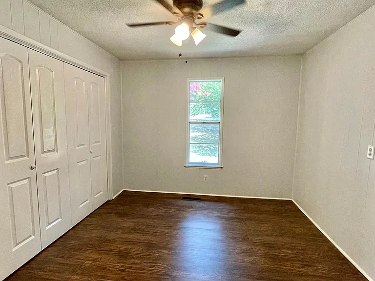 3019 Huffman Rd — Photo 18