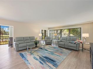 425 Wildwood LN, NAPLES, FL 34105