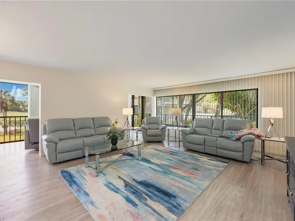 425 Wildwood LN, NAPLES, FL 34105