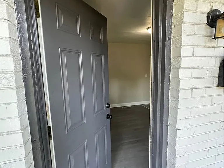 1339-1407 Fairmont St — Photo 13