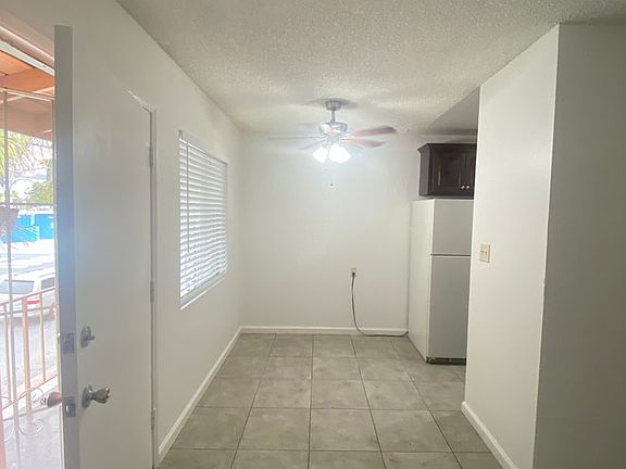 4th image of 3150 E 4th St APT 7