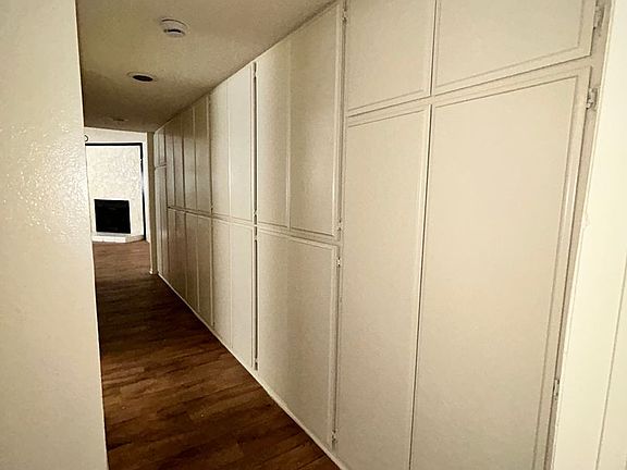 4th image of 659 W 5th St APT 1