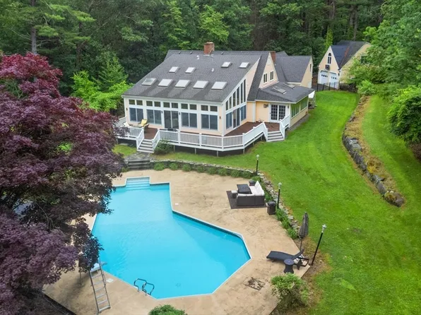 41-41B Washington St, Boxford, MA 01921