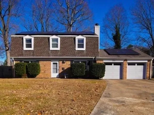 504 High Gate Cir, Virginia Beach, VA 23452