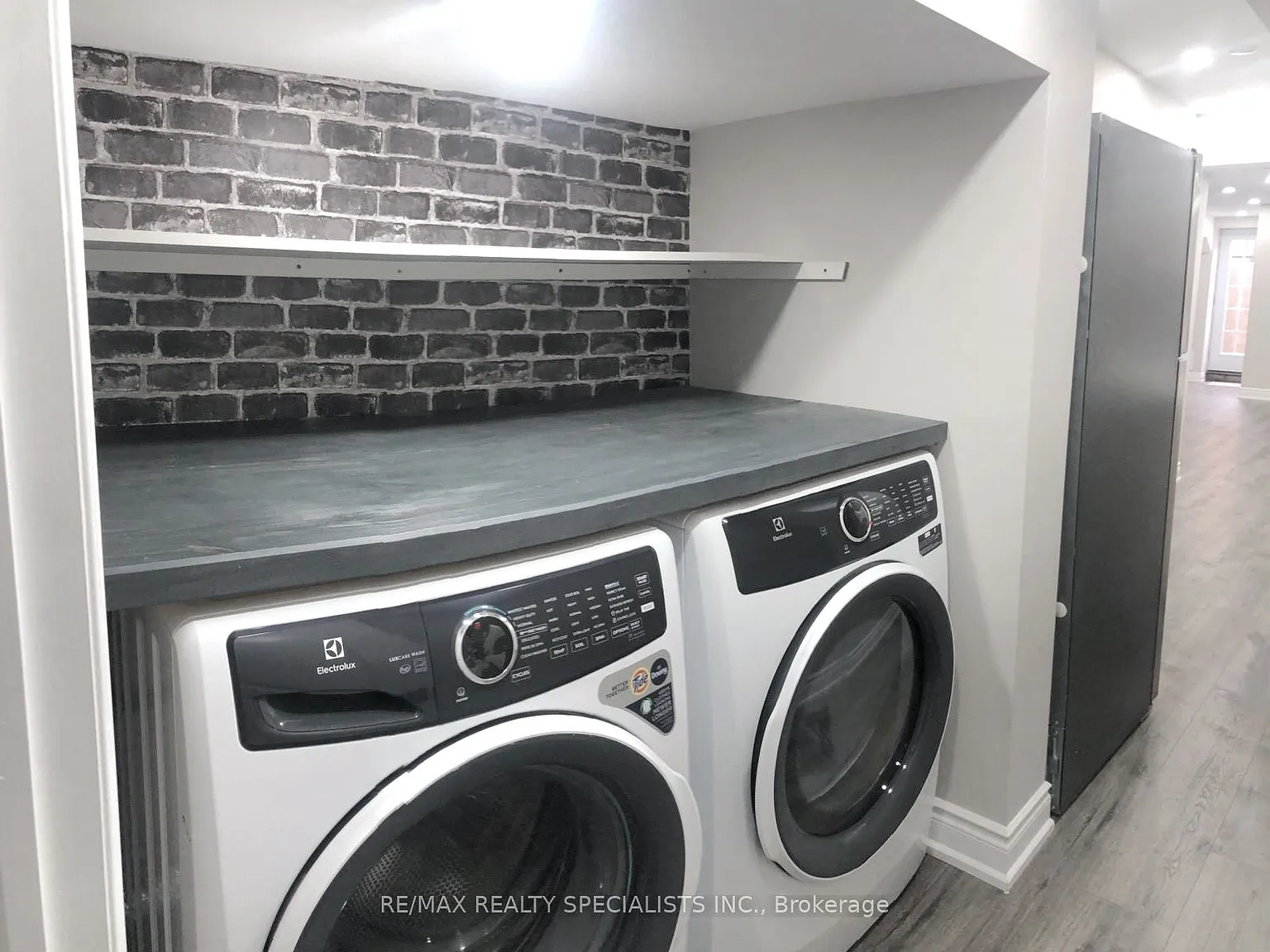 2 bed, $1,800 — Photo 3