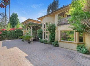 4233 Woodcliff Rd, Sherman Oaks, CA 91403