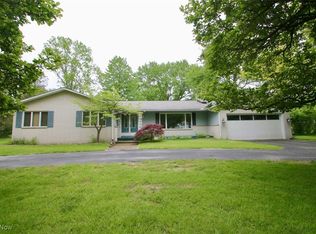8830 Billings Rd, Kirtland, OH 44094