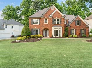 3890 Bridle Ridge Dr, Suwanee, GA 30024