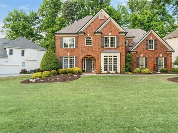 3890 Bridle Ridge Dr, Suwanee, GA 30024