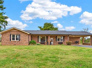 2740 Hydro Pondsville Rd, Smiths Grove, KY 42171