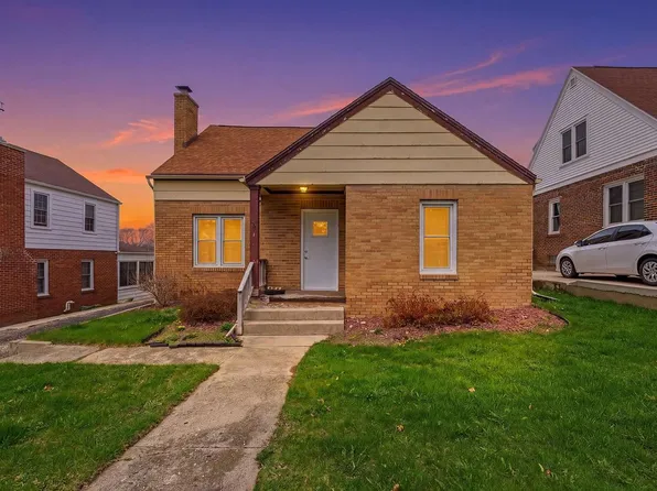 612 West Mackie Street, Beaver Dam, WI 53916