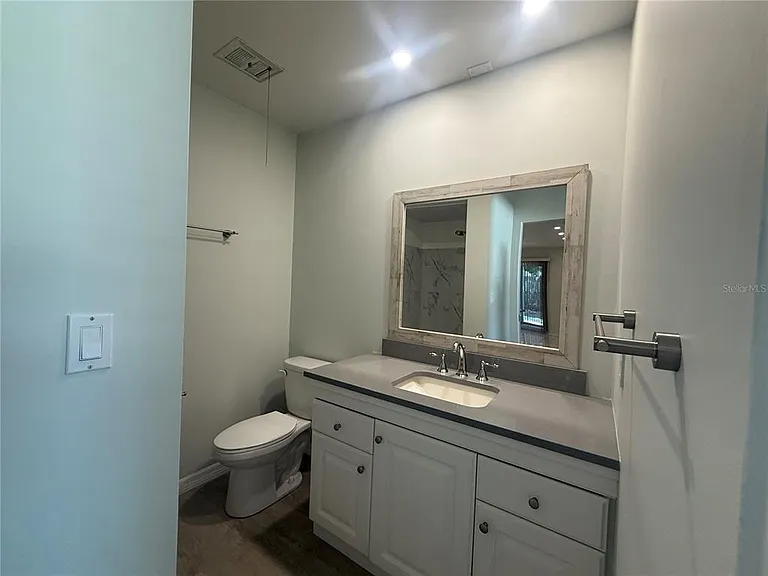 2118 Michele Dr — Photo 13