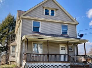 32 Summit Ave, Niles, OH 44446