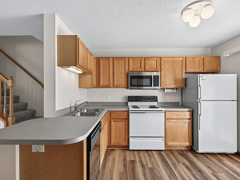 11208 Providence Ln — Photo 15