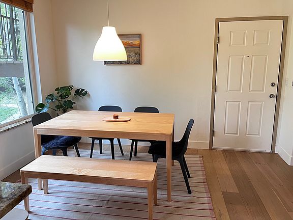 3rd image of 1600 W Pinebrook Blvd #4