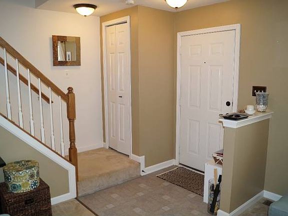 Foyer/Entrance