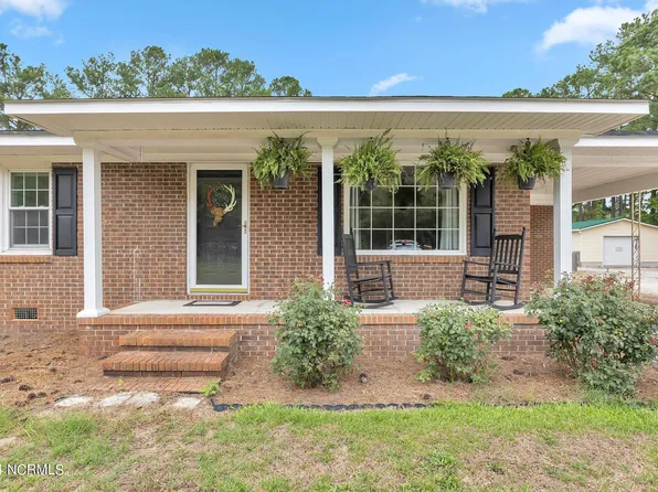 960 Cow Pen Landing Road, Vanceboro, NC 28586