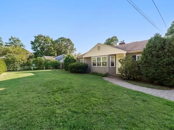 314 Highland St, South Hamilton, MA 01982