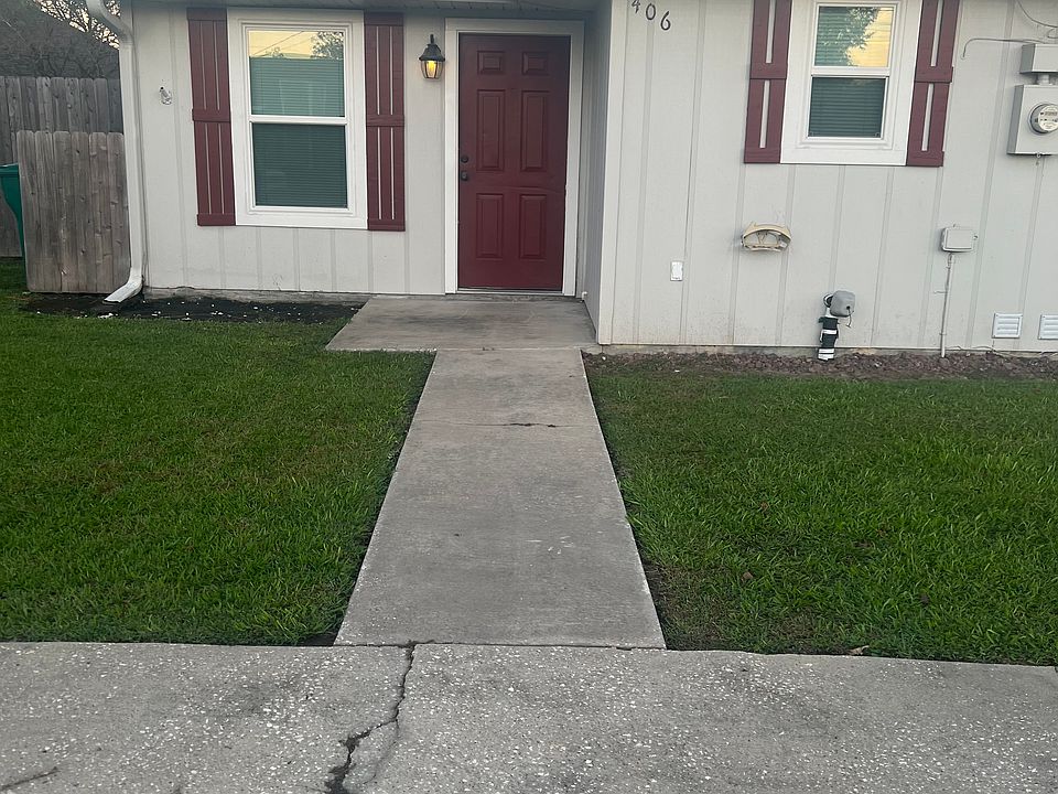 1st image of 406 Woodway Dr