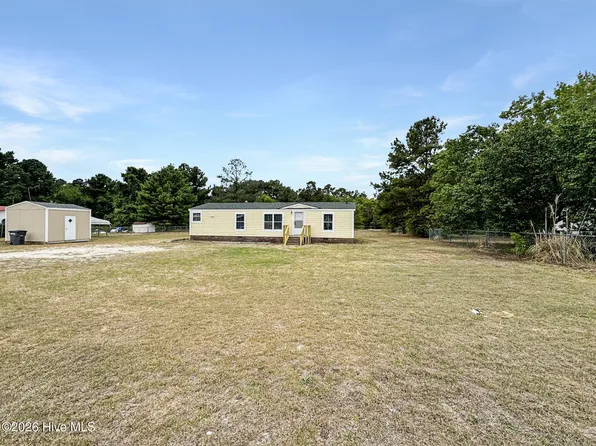 156 Countryside Drive, Aberdeen, NC 28315