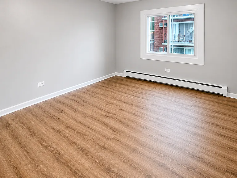 10326 Mayfield Ave #2E — Photo 3