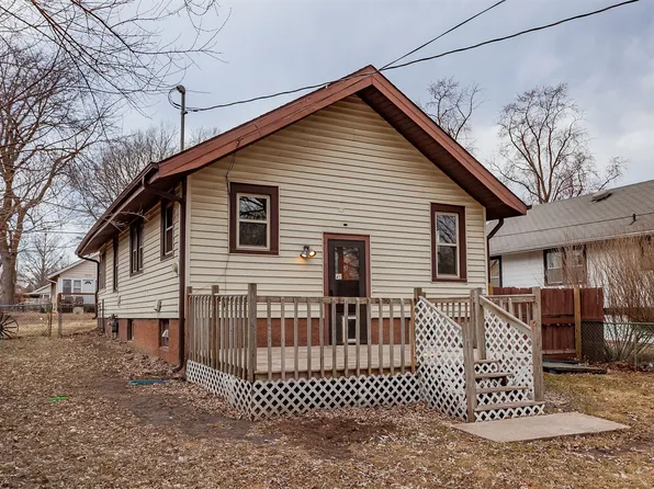 3301 Columbia St, Des Moines, IA 50313