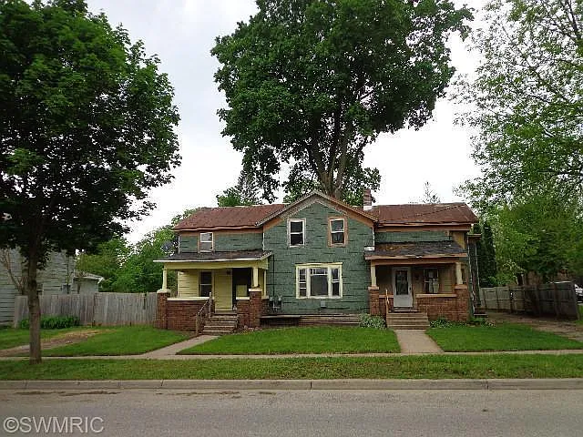 117 S Jackson St photo 1