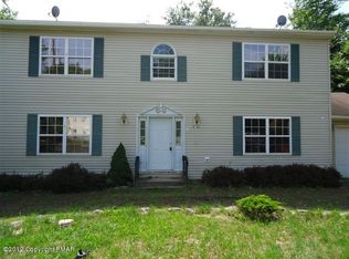362H Country Place Dr, Tobyhanna, PA