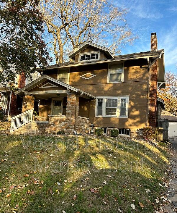 5435 Rockhill Rd, Kansas City, MO 64110 Zillow