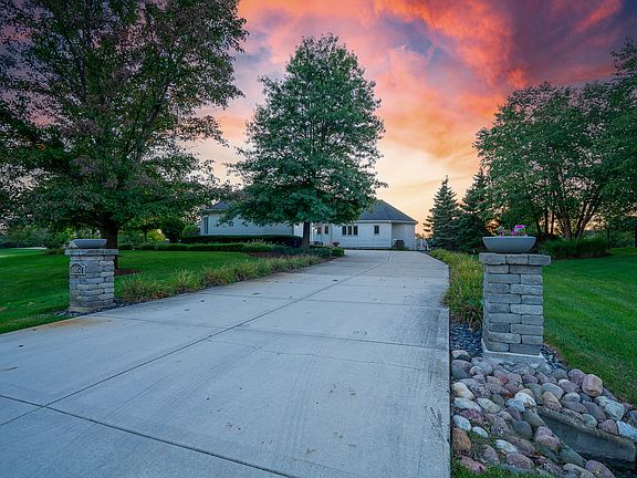 2nd image of 18054 S Crystal Lake Dr