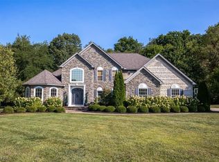 4679 Paxton Rd, Akron, OH 44321