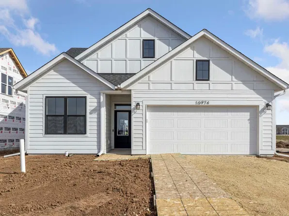 10930 37th St N, Lake Elmo, MN 55042
