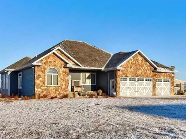 13077 20th St NW, Arnegard, ND 58835