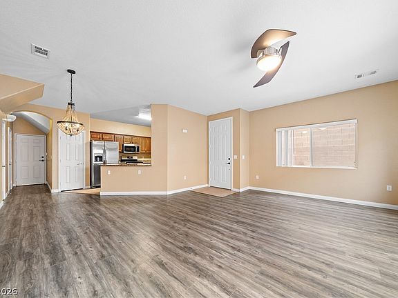 5th image of 9303 Gilcrease Ave Unit 1129