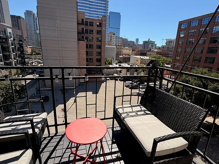 843 W Adams St #5 — Photo 10