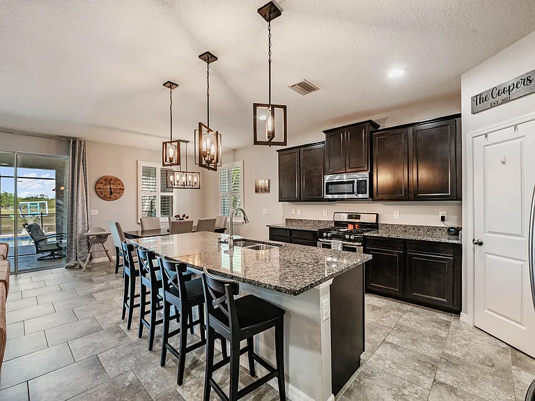 6420 Triton Ln — Photo 2