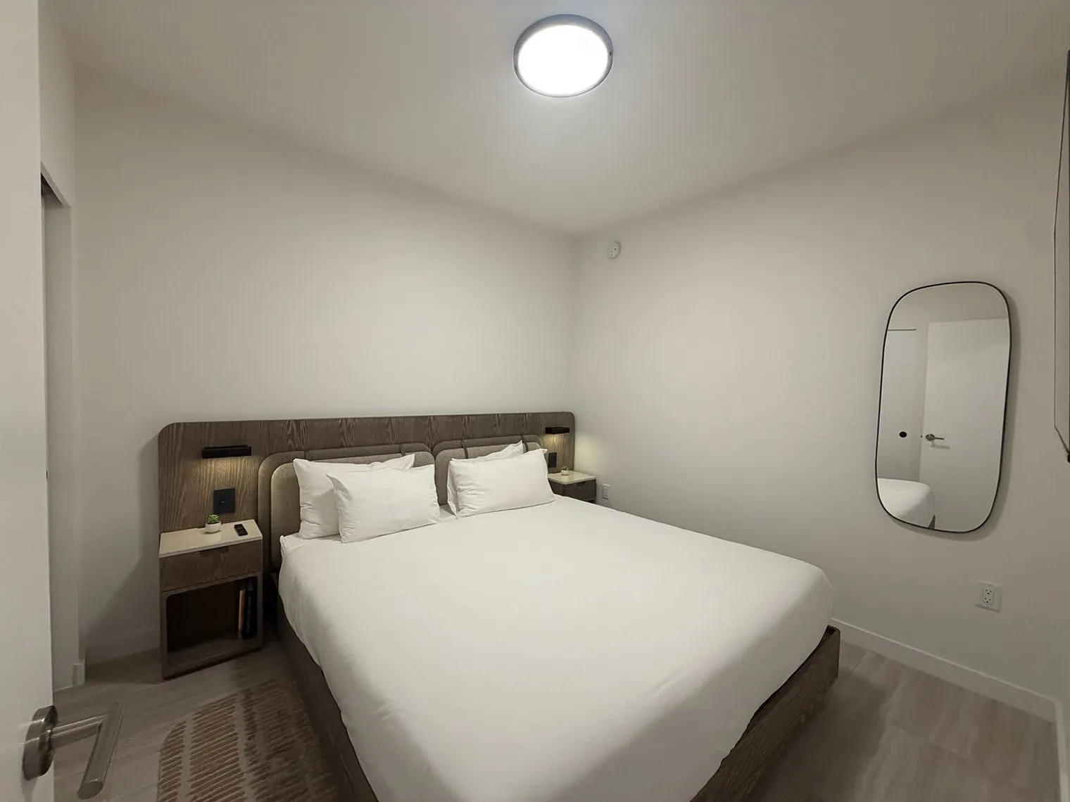 1 bed, 1.0 bath, 473 sqft, $3,150 — Photo 2