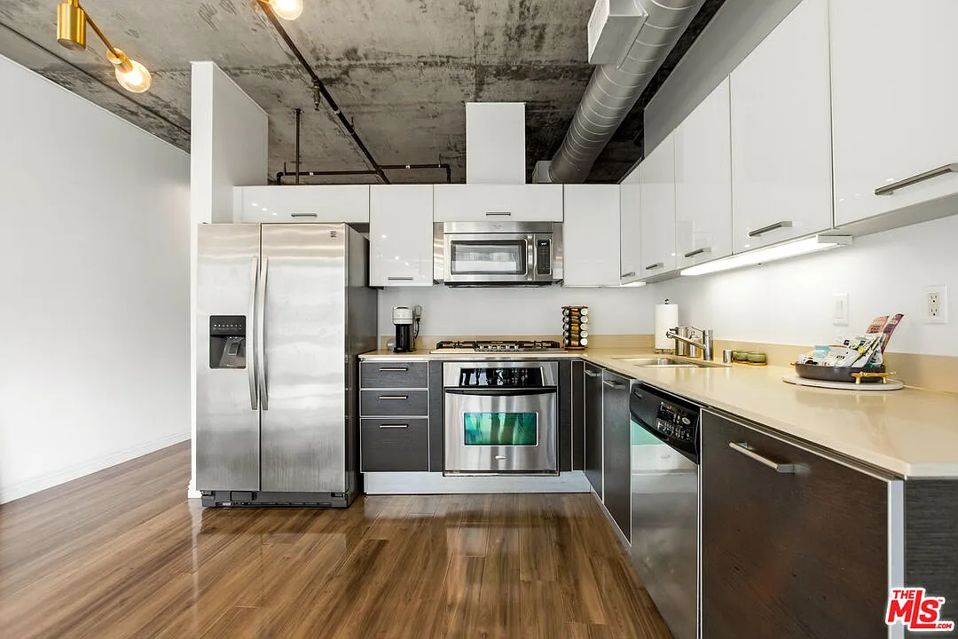 1 bed, 1.0 bath, 600 sqft, $2,200 — Photo 4