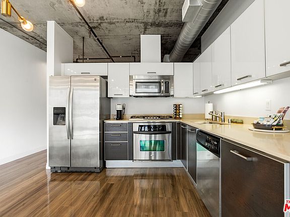 4th image of 645 W 9th St APT 529