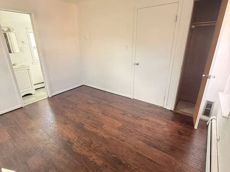 212 Central Ave — Photo 11
