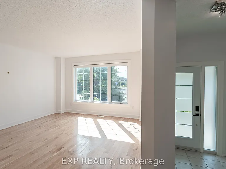 28 Chartwell Ave — Photo 10