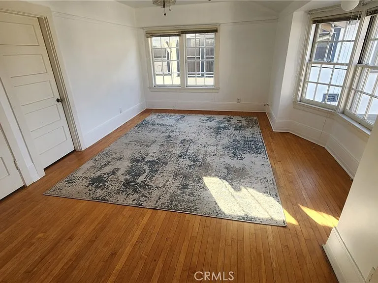 2215 W 21st St — Photo 9