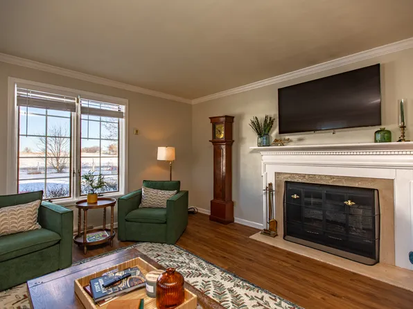 (undisclosed Address), Fitchburg, WI 53711