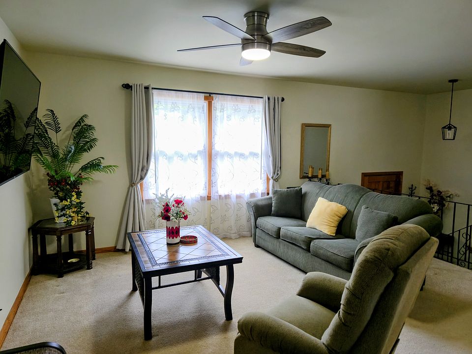1st image of 3209 Blue Crest St SW #1