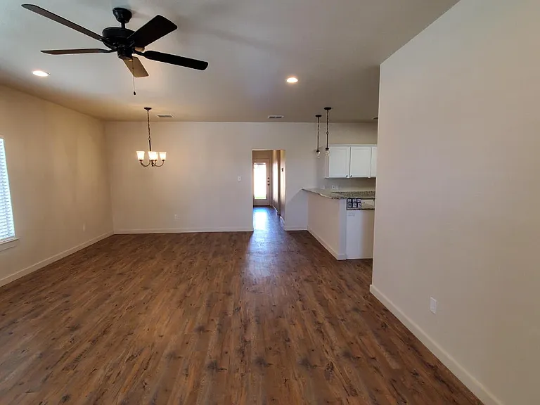 1222 N 7th St — Photo 14