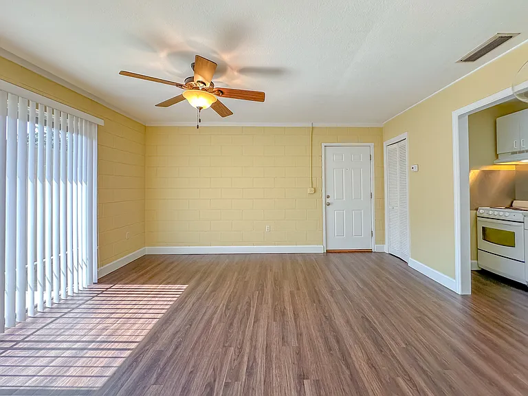 2241 W Pensacola St #68 — Photo 5